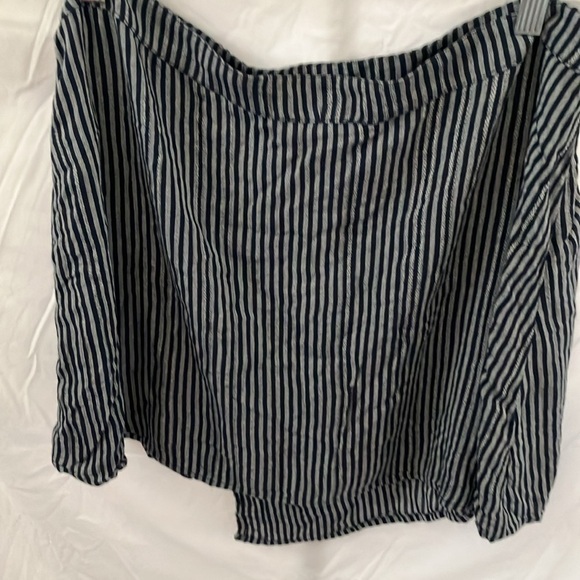 American Eagle Outfitters: Navy Blue/Gray wrap skirt- size Large - Picture 10 of 13